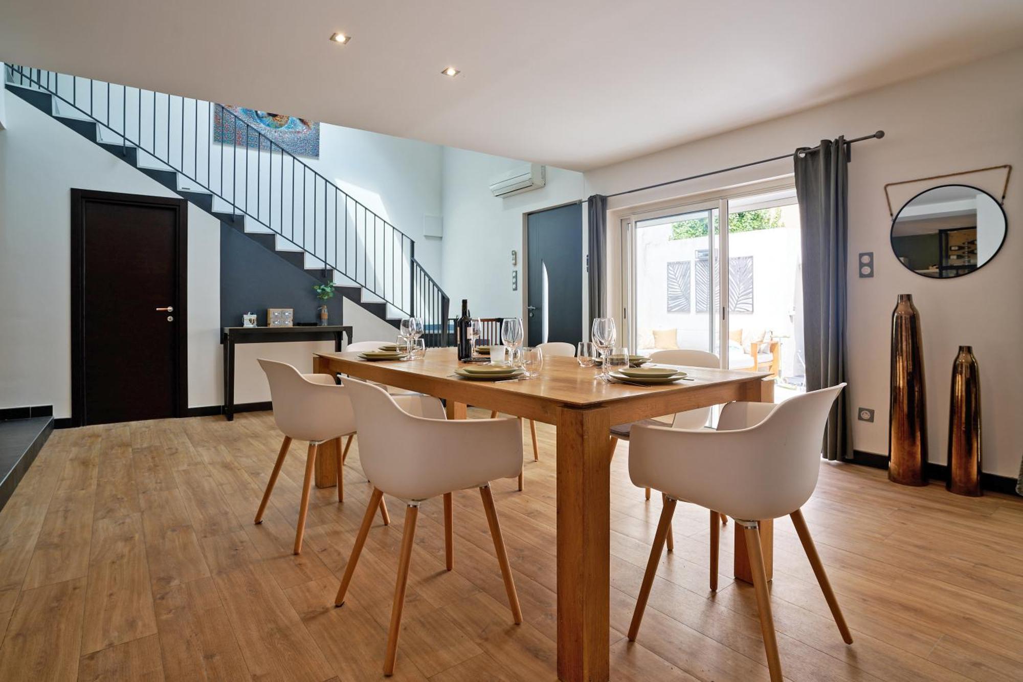 Maison De Ville Moderne Climatisee Avec Piscine Morieres-les-Avignon Ngoại thất bức ảnh