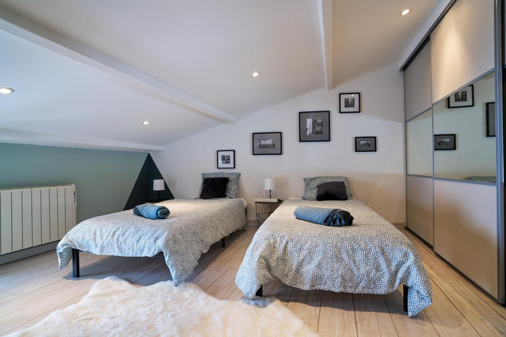 Maison De Ville Moderne Climatisee Avec Piscine Morieres-les-Avignon Ngoại thất bức ảnh
